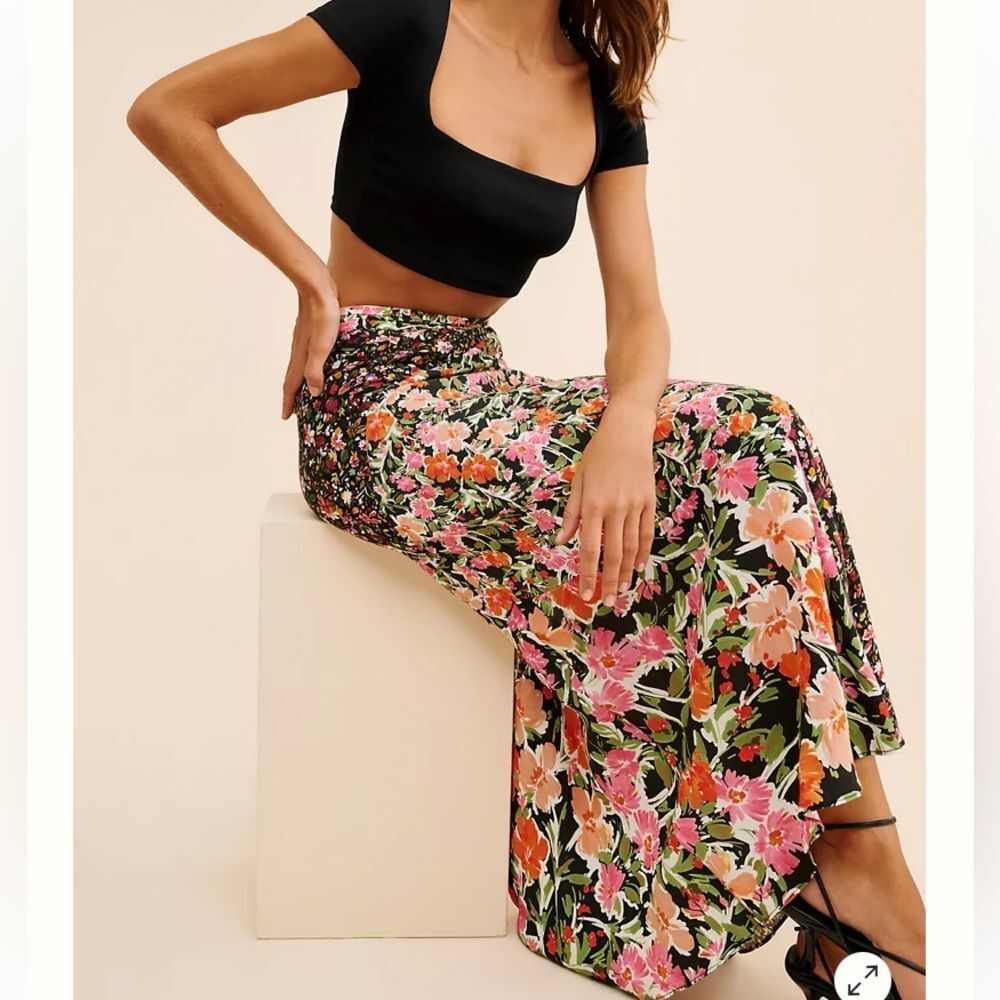 Kachel X Anthropologie Floral A-Line Skirt size 10 Petite